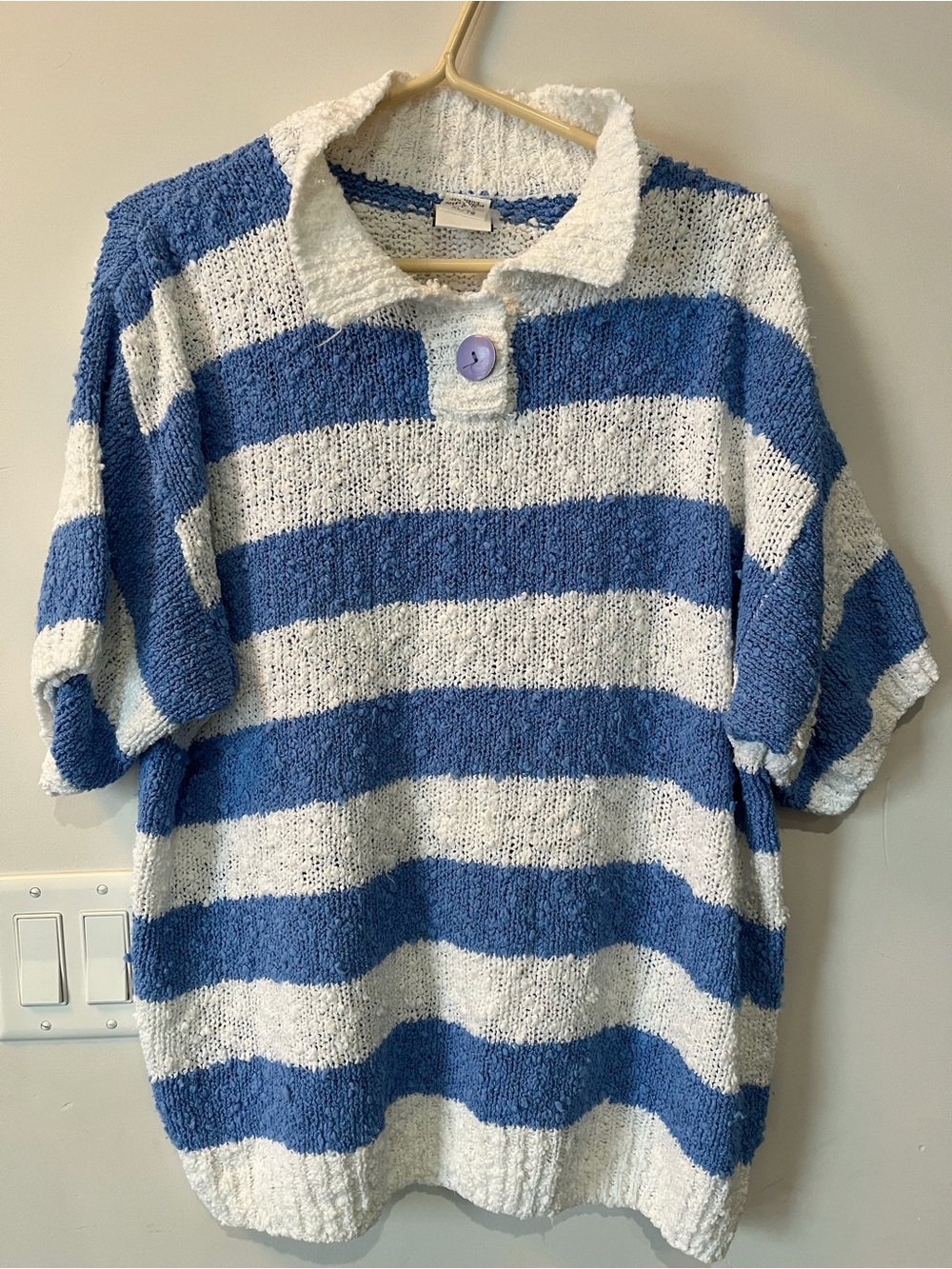 Cute striped vintage women’s top
